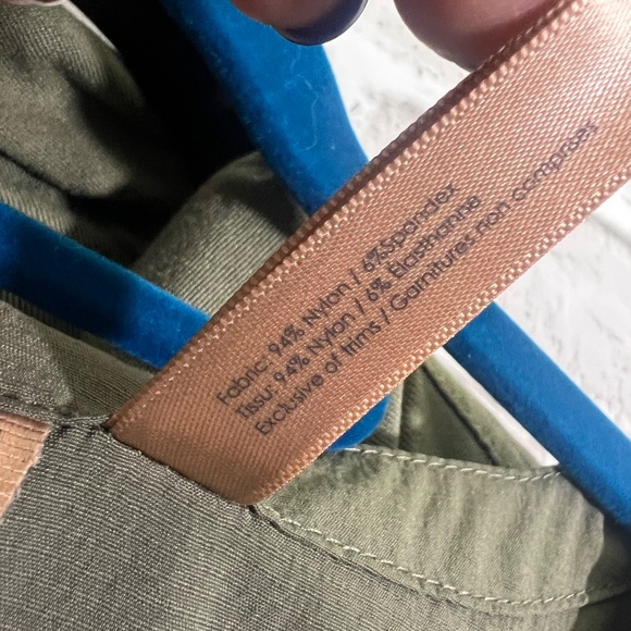 NWOT |•INDYGENA•| Hunter Green Activewear Dress Size Medium - Picture 9 of 16